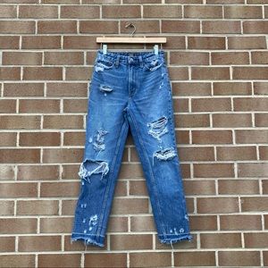 Abercrombie Annie High Rise Girlfriend Jeans Size 0 25